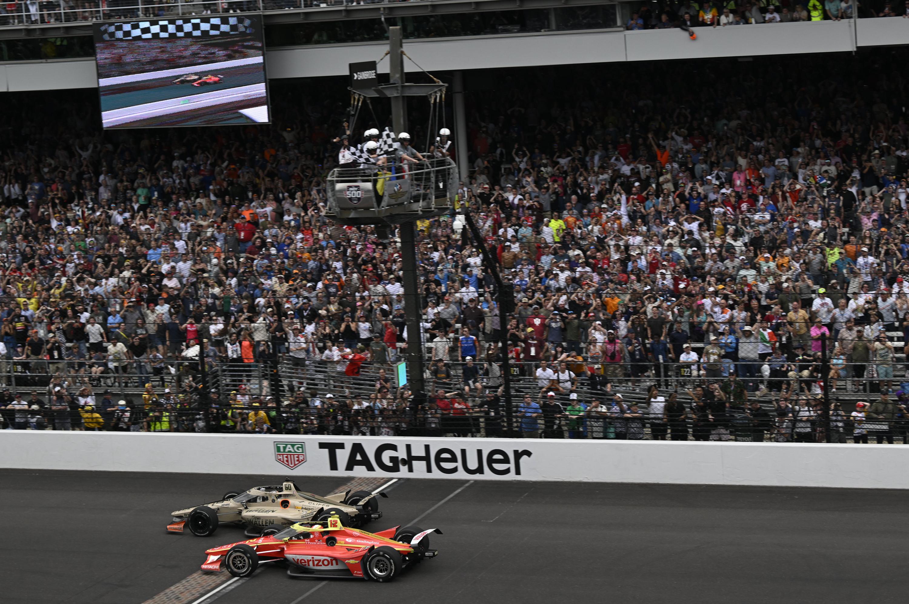 Félix Rosenqvist gana la Indy 500 2026... sobre la misma línea de meta