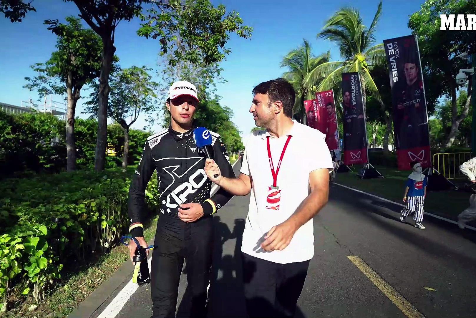 Pepe Martí celebra con su equipo el podio en el E-Prix de Sanya 2026