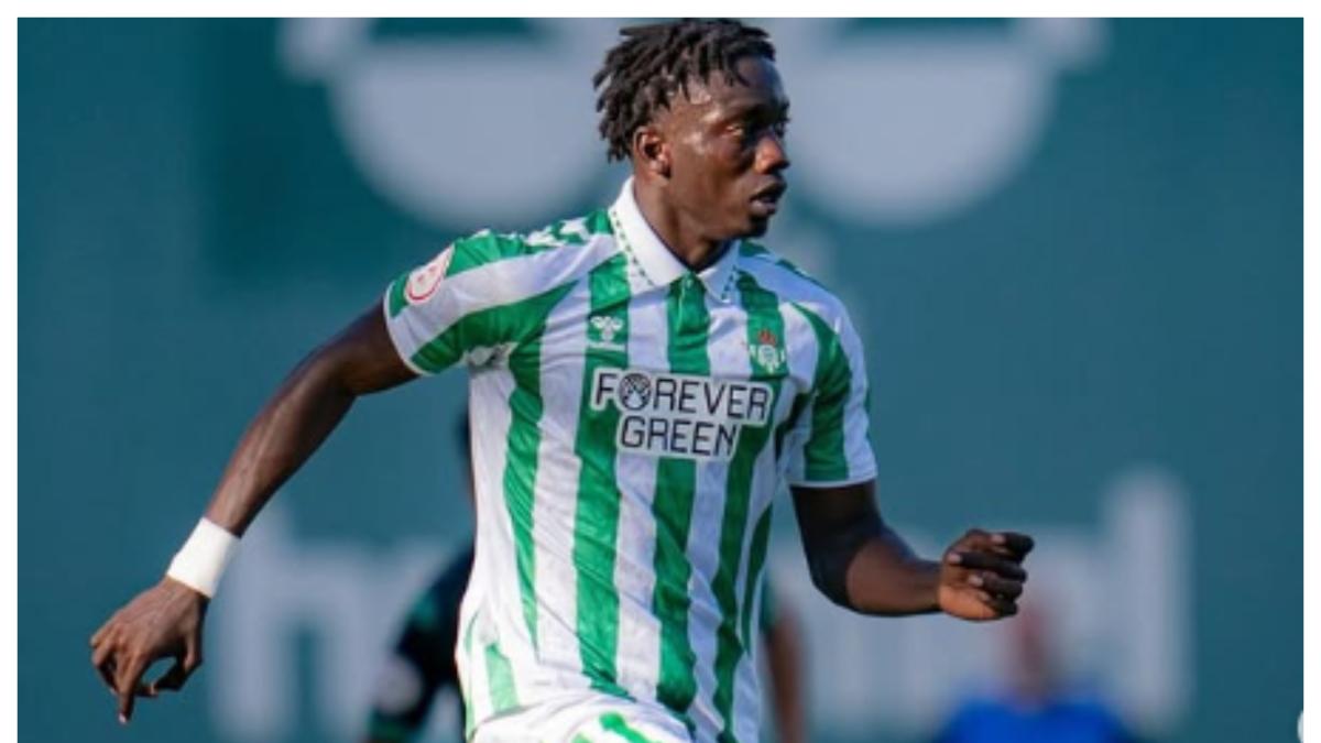 Rayo y Elche preguntan por Souleymane Faye
