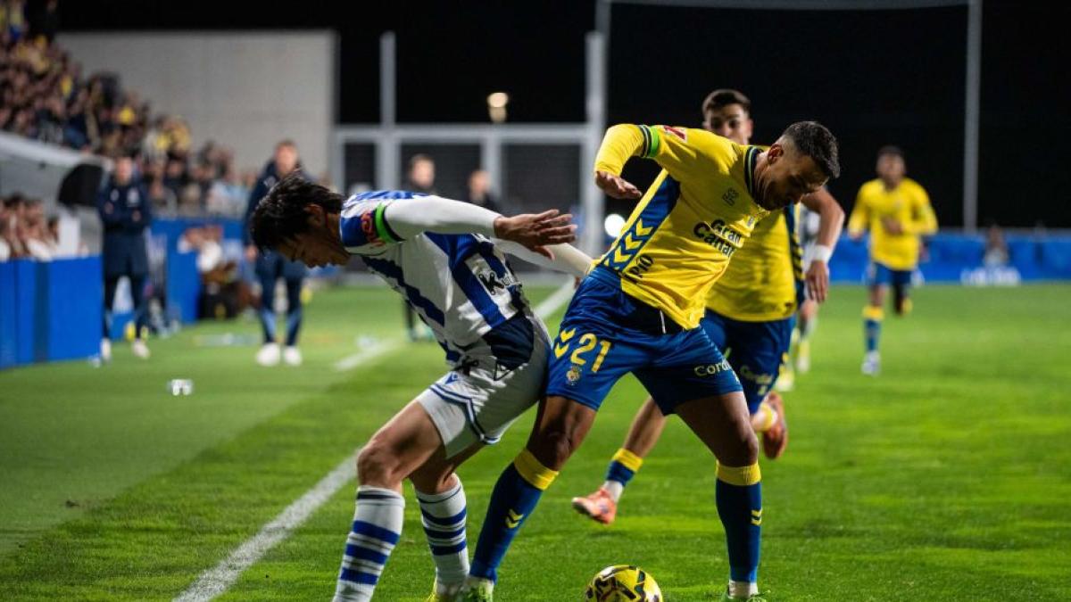 Las Palmas vuelve a viajar sin Jonathan Viera
