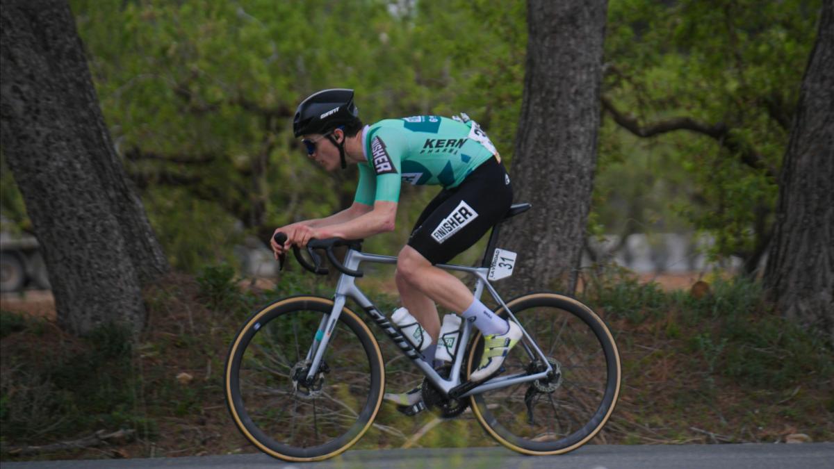 Romeo por partida doble: Sergio, hermano de Iván, promociona al Equipo Kern Pharma