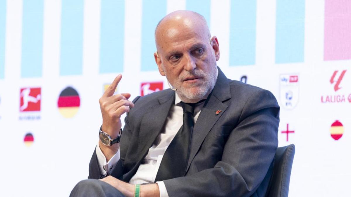 Tebas: "Prefiero que el alirón del Barça no sea en el Clásico"