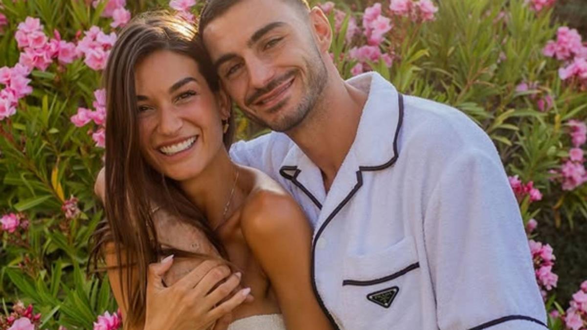 Estela Grande, la mujer de Juan Iglesias, denuncia insultos y acoso tras la polémica con Oyarzabal