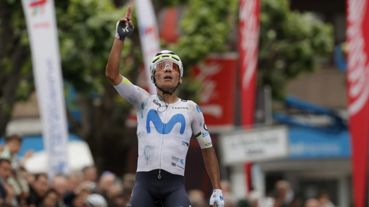 Nairo Quintana resucita en Asturias