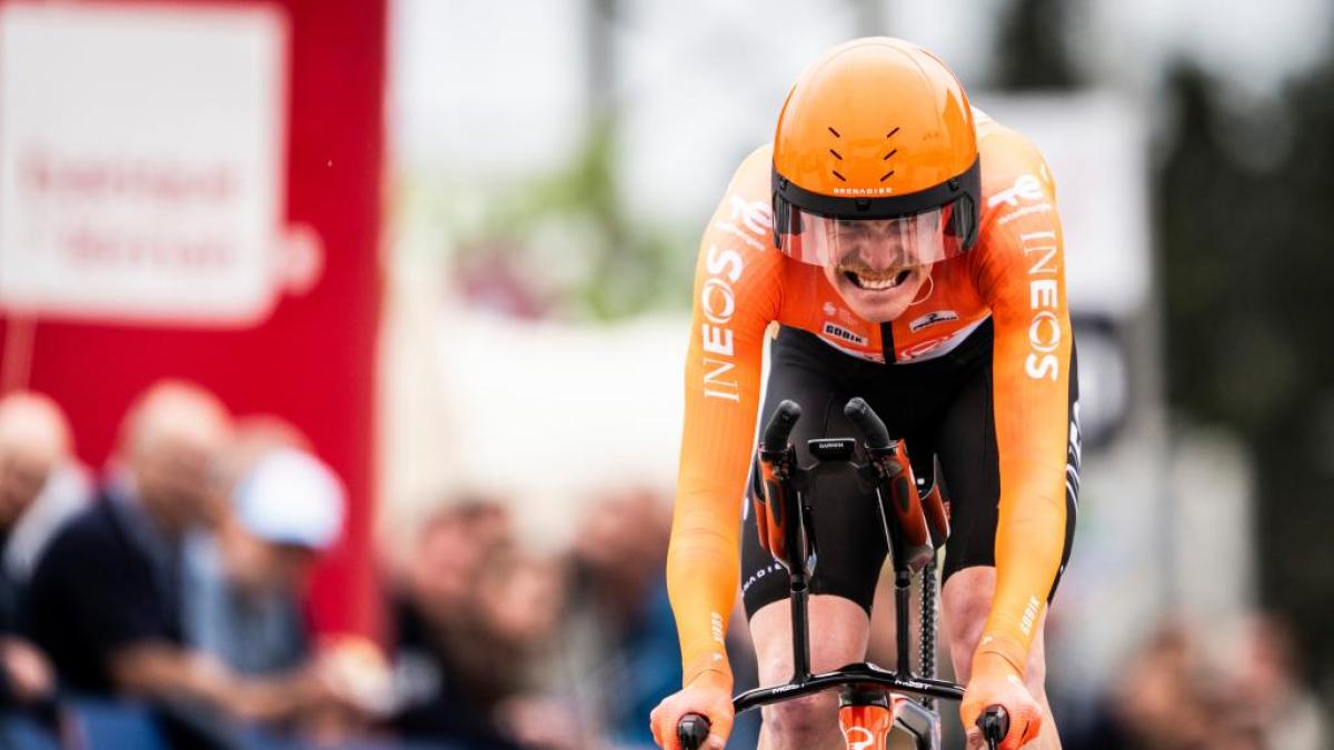 Godon sorprende a Pogacar en el prólogo de Romandía