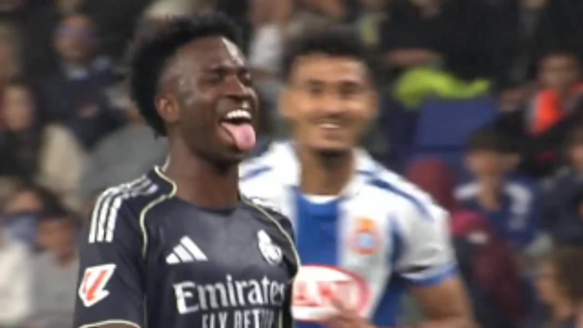 El pique de Vinicius con El Hilali: "Eres tonto, quieres pelearte.... No te cambio la camiseta"