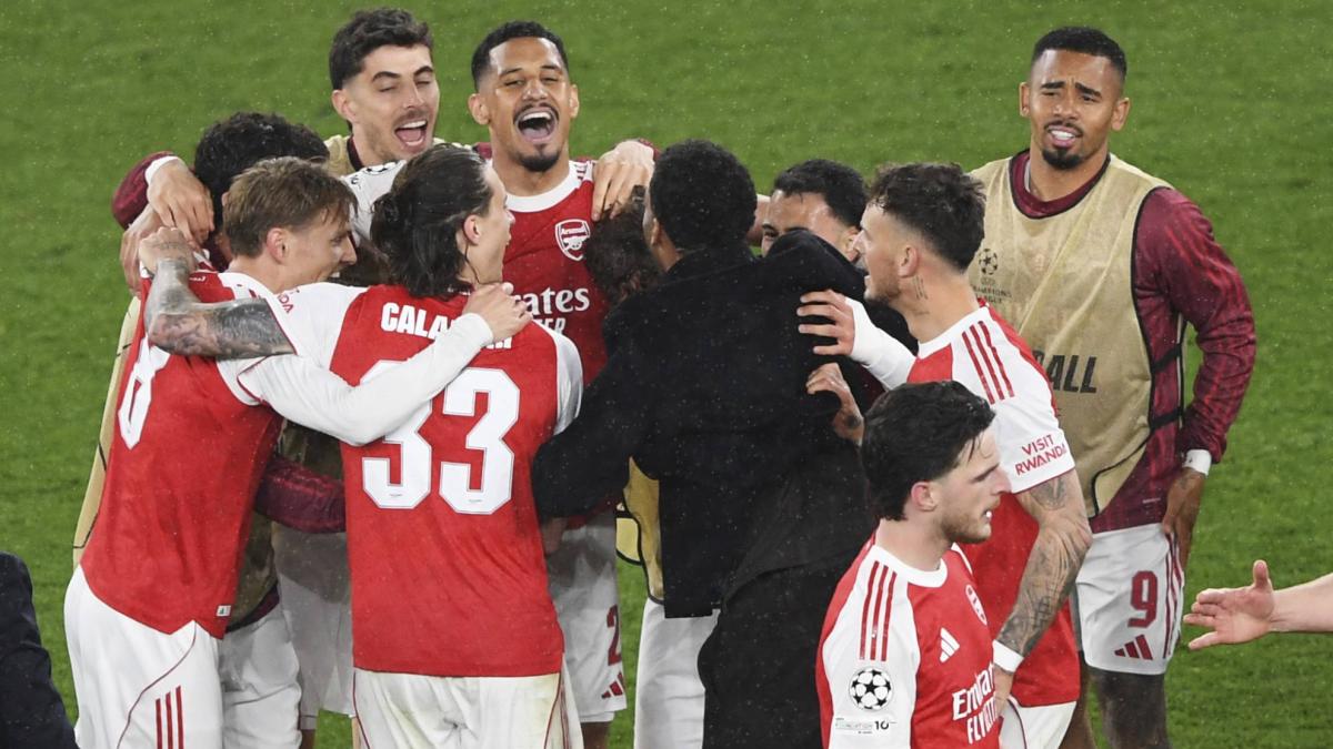 Polémica con la "exagerada" celebración del Arsenal: "¡La policía de las fiestas está al&hellip;