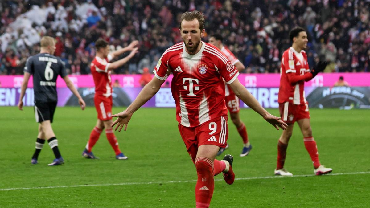 Kane, a punto de igualar a 'Torpedo' Müller y Lewandowski: "Hoy lo compraría por&hellip;