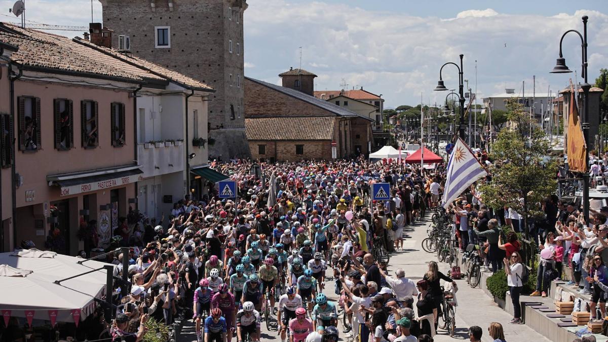 Noticia Ciclismo: Giro de Italia, en directo | Etapa 9: Cervia a Corno alle Scale hoy, en vivo - joseluispolo.es