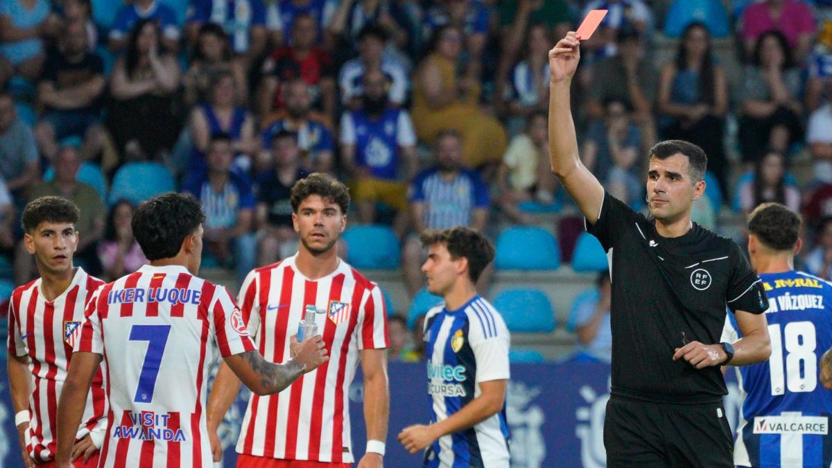 Iker Luque se pierde la vuelta del playoff tras caer en la 'trampa'