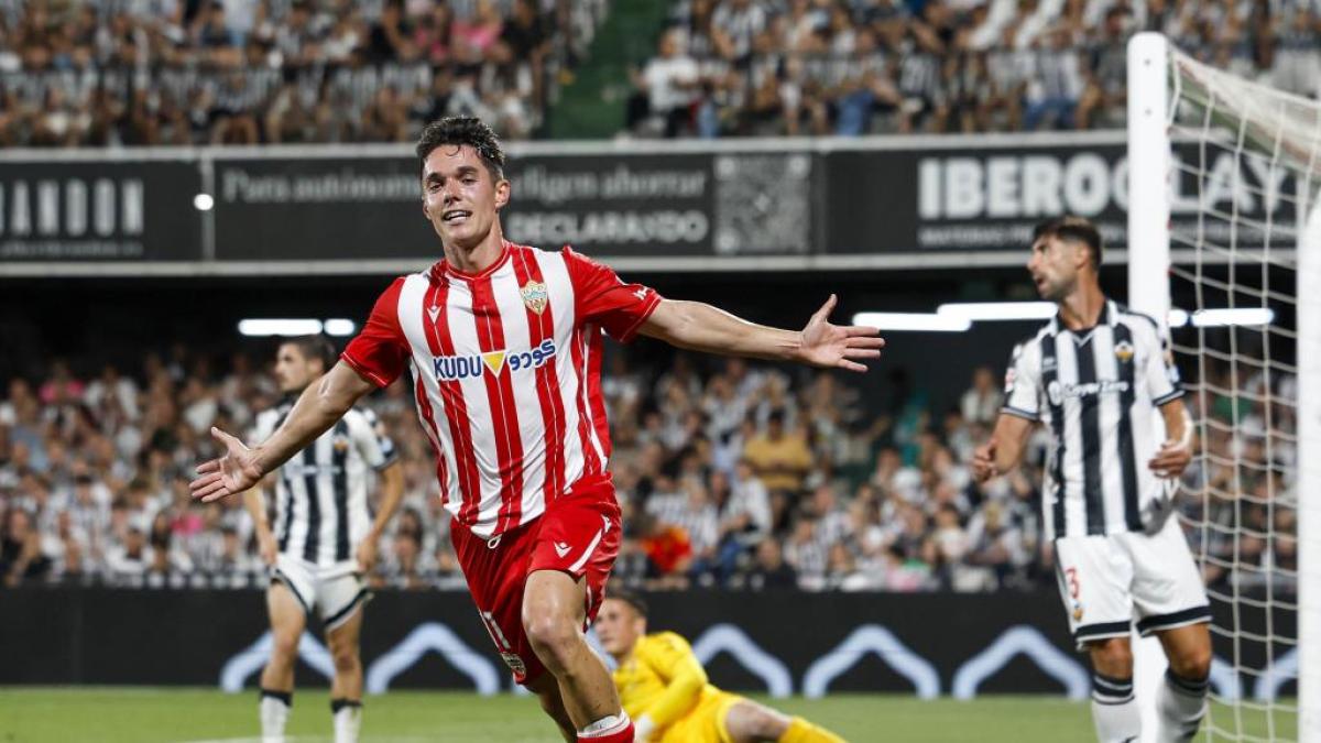 El Benfica negocia por Arribas