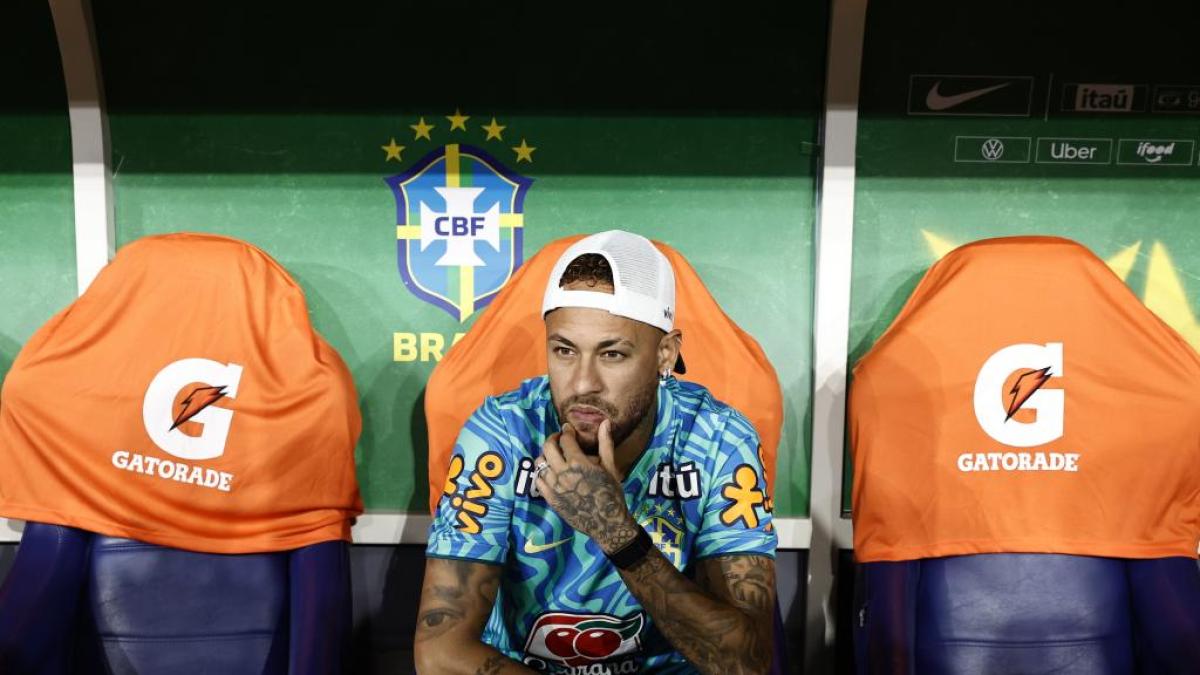 Neymar presenta una "buena evolución" y acelera hacia el Mundial