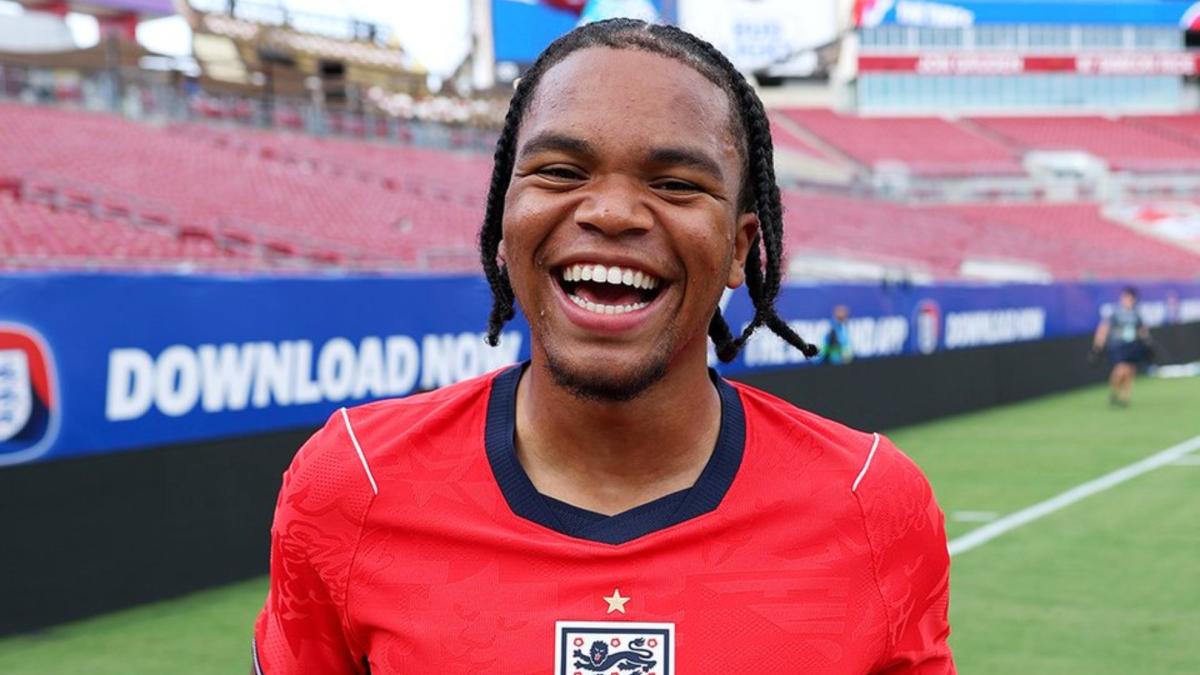 Bellingham corona a la nueva joya del 'football' y de Iraola: "Todos disfrutamos viéndolo"