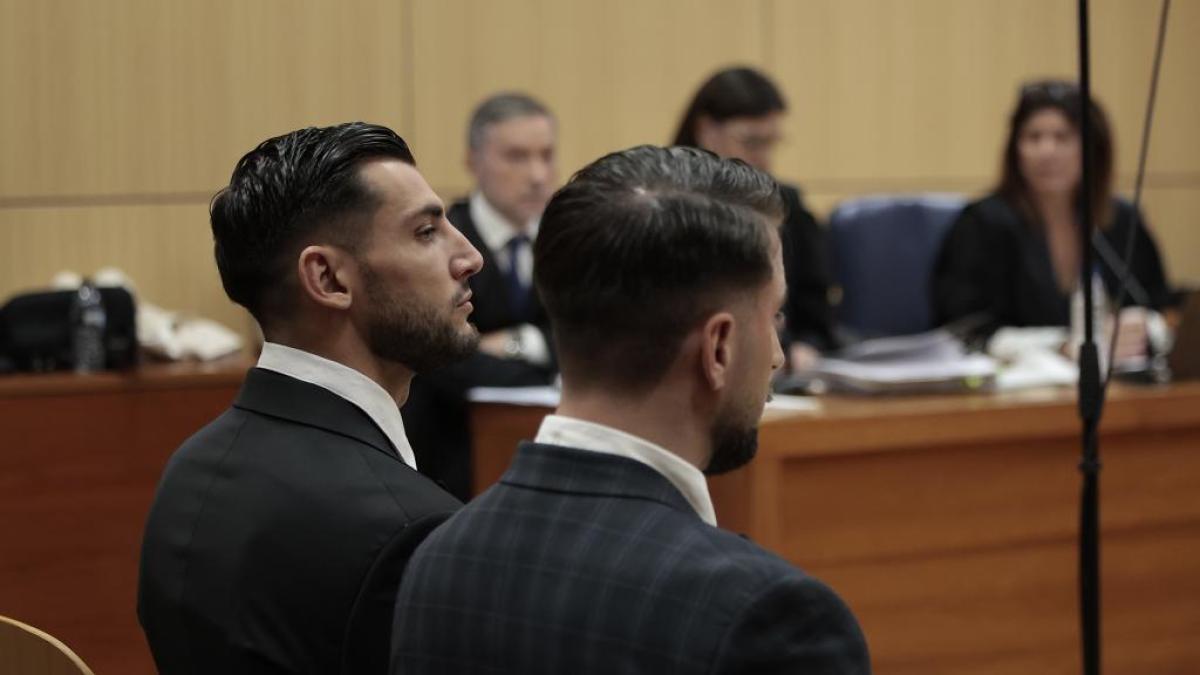 El Elche rescinde la cesión de Rafa Mir y condena cualquier acto de violencia
