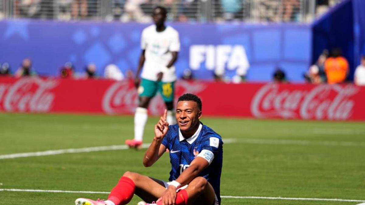 Mbappé iguala a Giroud como máximo goleador de Francia