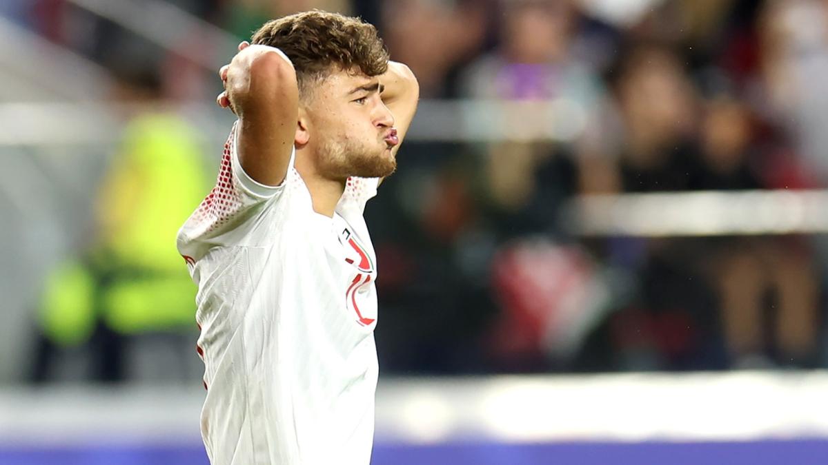 Gol de Yazan Al- Arab (2-1) en el Austria 3-1 Jordania