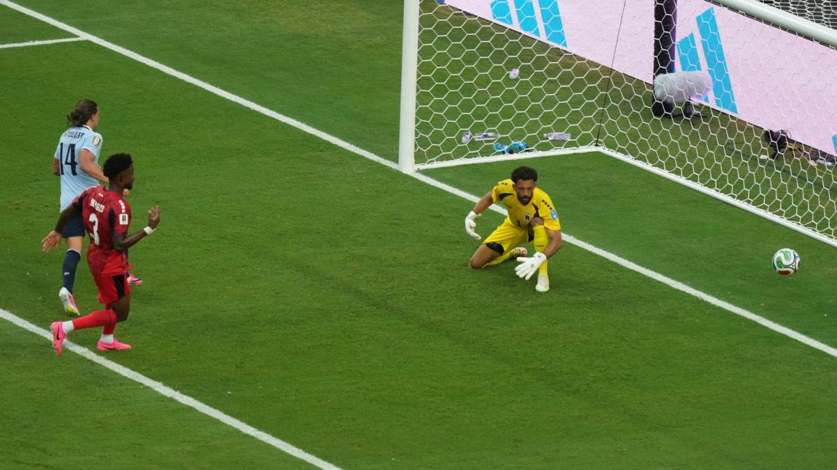 Gol de Canobbio (2-1) en el Uruguay 2-2 Cabo Verde