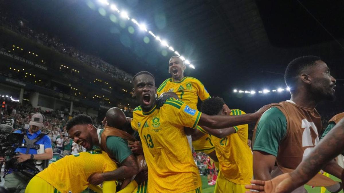 Sudáfrica ‘Corea’ el milagro y hace historia en el Mundial