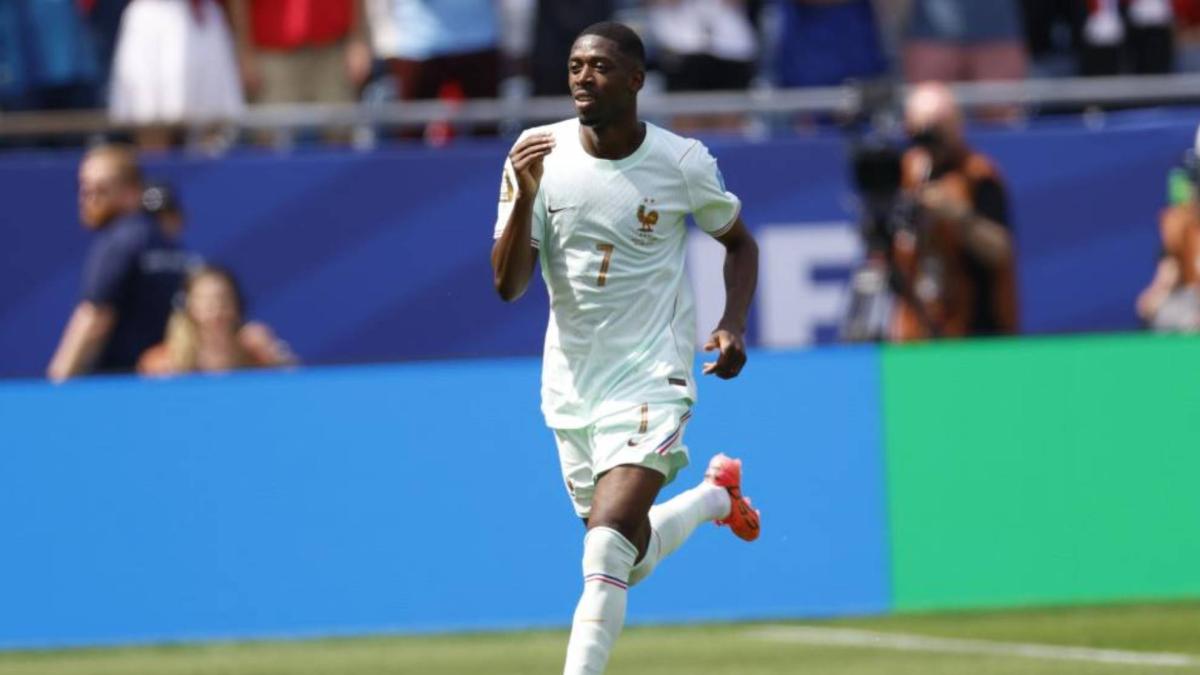 Dembélé, hat trick y celebración con mensaje