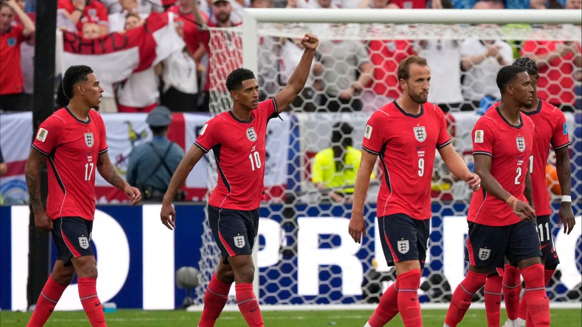 Bellingham desatasca a Inglaterra a su paso por el Canal de Panamá