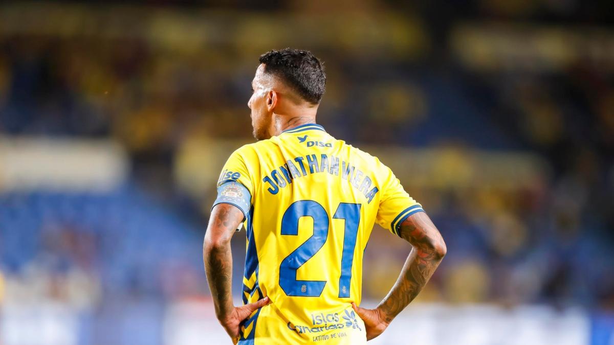 Jonathan Viera critica al director deportivo de Las Palmas