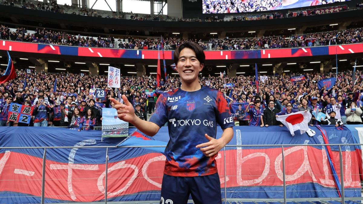 Valencia apuesta por el talento japonés Ryunosuke Sato