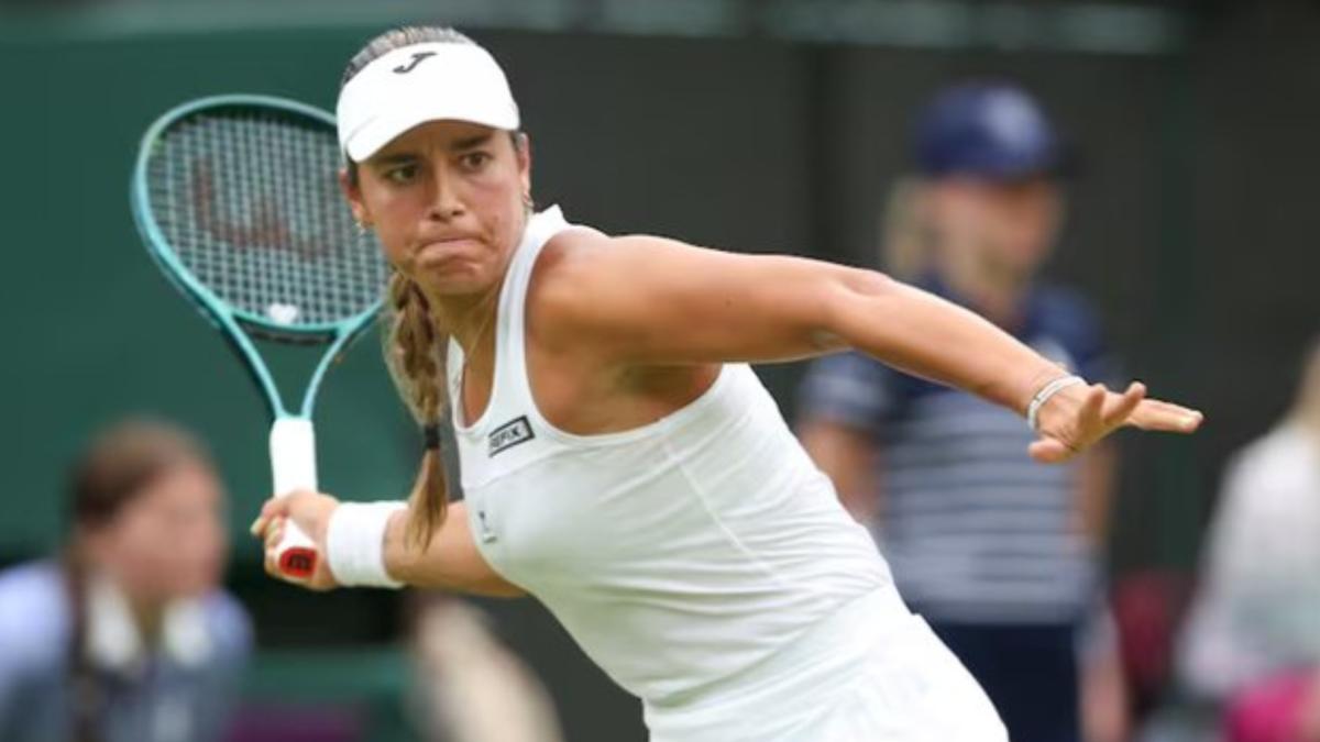 Jessica Bouzas celebrando su victoria en Wimbledon ante Yastremska