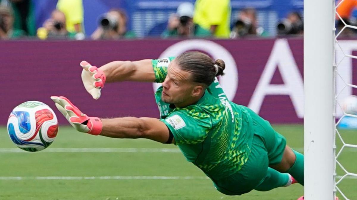 Nyland, de salir del Sevilla por la puerta de atrás a tumbar a Brasil:&hellip;