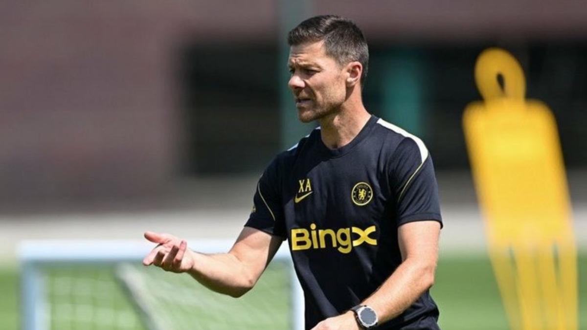 Xabi Alonso y los grandes dilemas tácticos para reconstruir el Chelsea