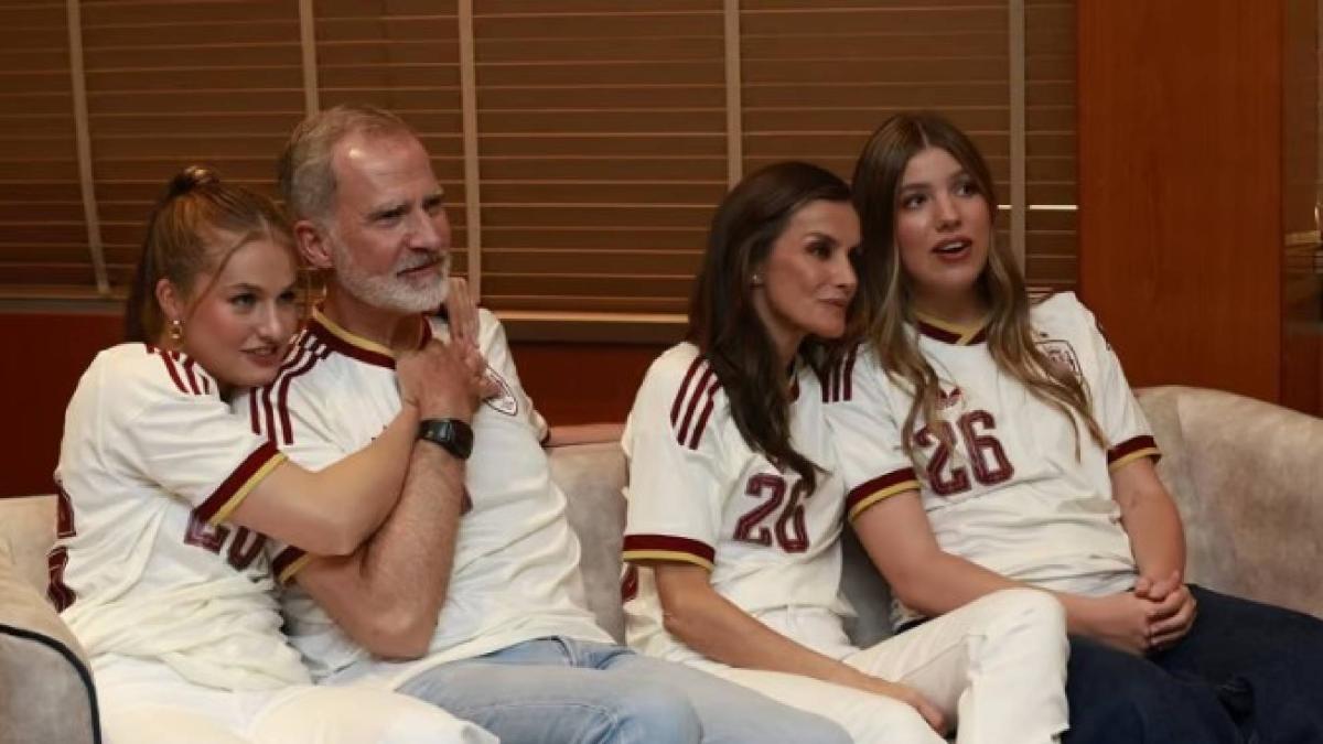 Los Reyes irán a la final del Mundial con la Princesa Leonor y la&hellip;