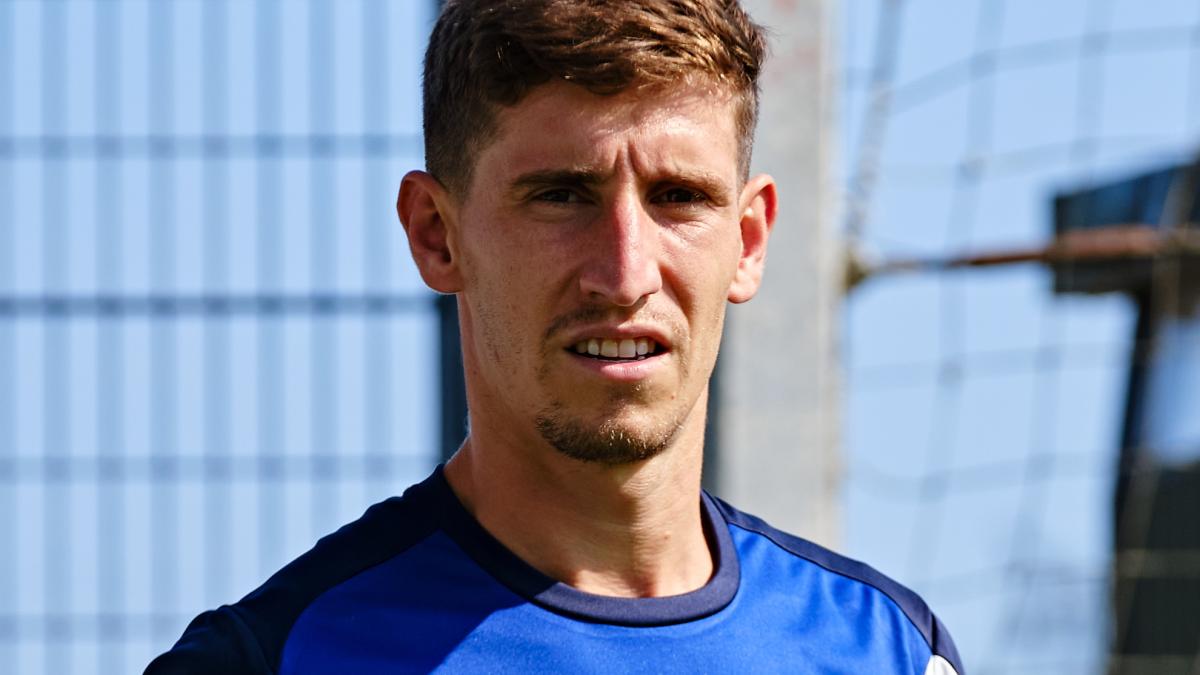 Aihen Muñoz, en la órbita de Osasuna: ¿el adiós del lateral a la Real Sociedad?