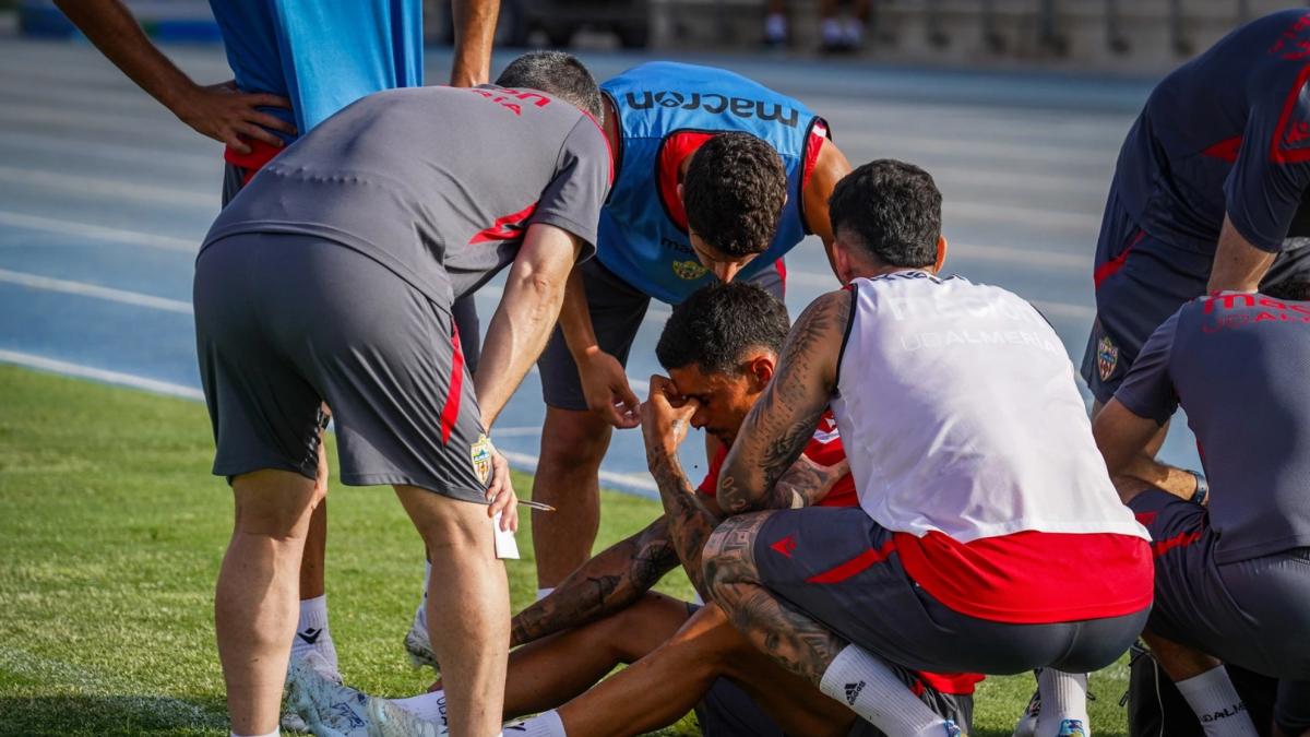 Primer contratiempo serio en la pretemporada del Almería