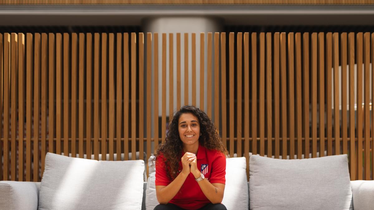Celia Segura llega cedida al Atlético de Madrid procedente del Barcelona por una temporada