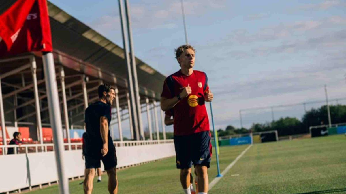El Barcelona inicia su pretemporada en Inglaterra con buenas noticias: Araújo y Fermín se reincorporan al grupo