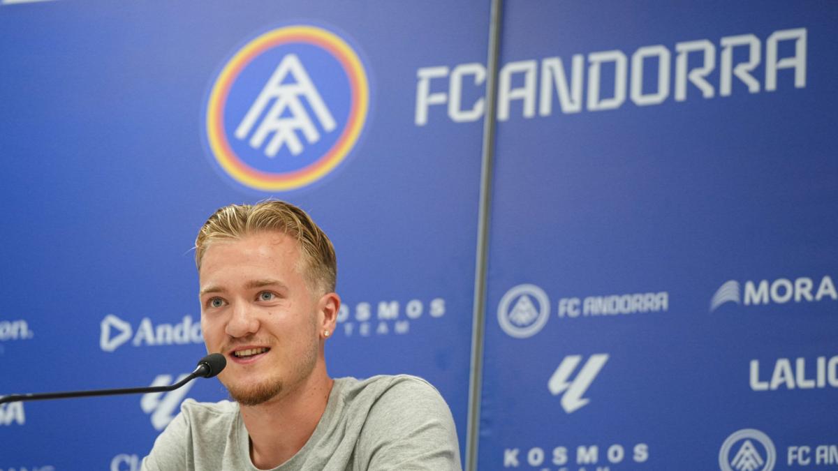 Rijkhoff llega al Andorra con ambición: "El estilo de juego se parece al del Barça y el Ajax