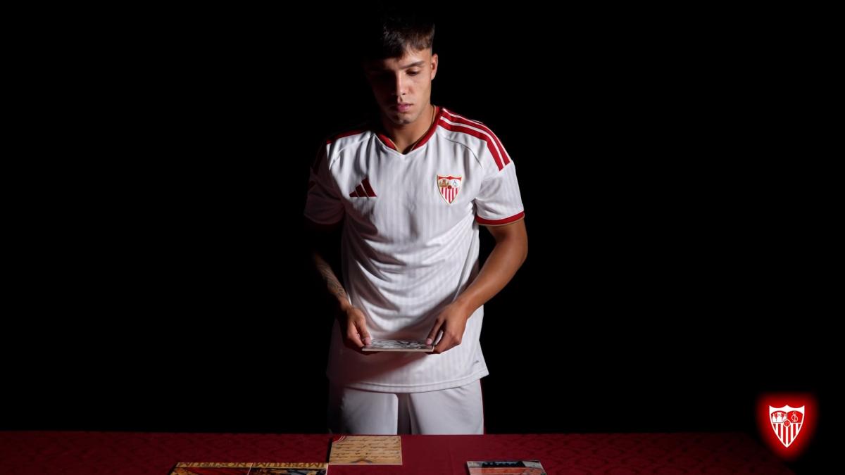 Julio Díaz, nouveau joueur de Séville jusqu'en 2031