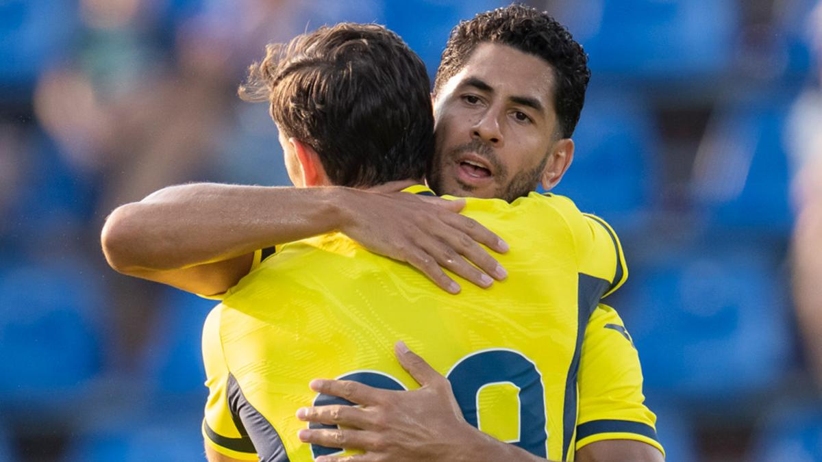 Villarreal debuts with victory in the Como Cup with a double from Ayoze