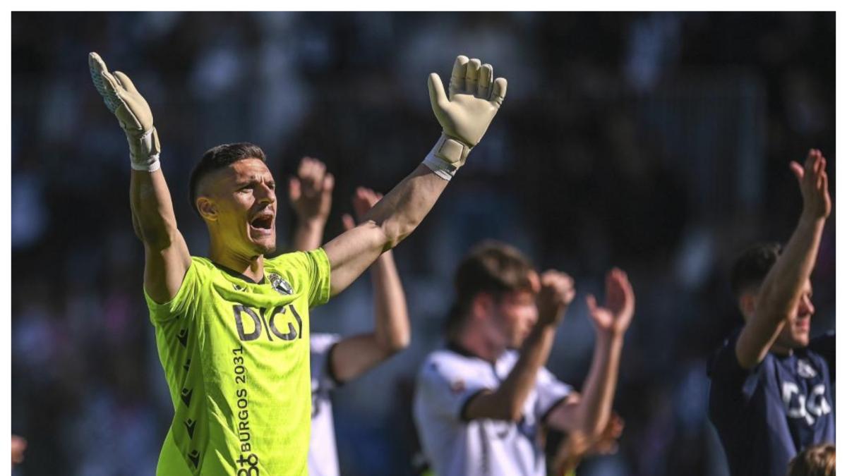 Ander Cantero, el guardameta de hierro que desafía todos los límites en Segunda División