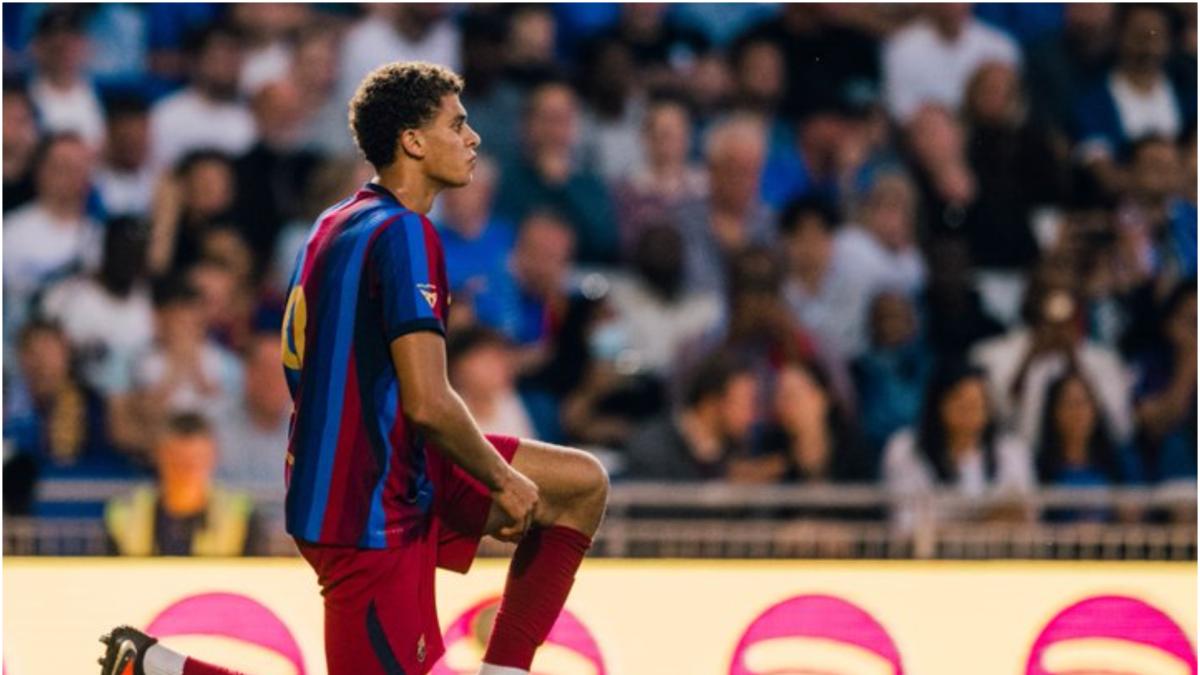 Hamza Abdelkarim ne pèse pas le 9 du Barça