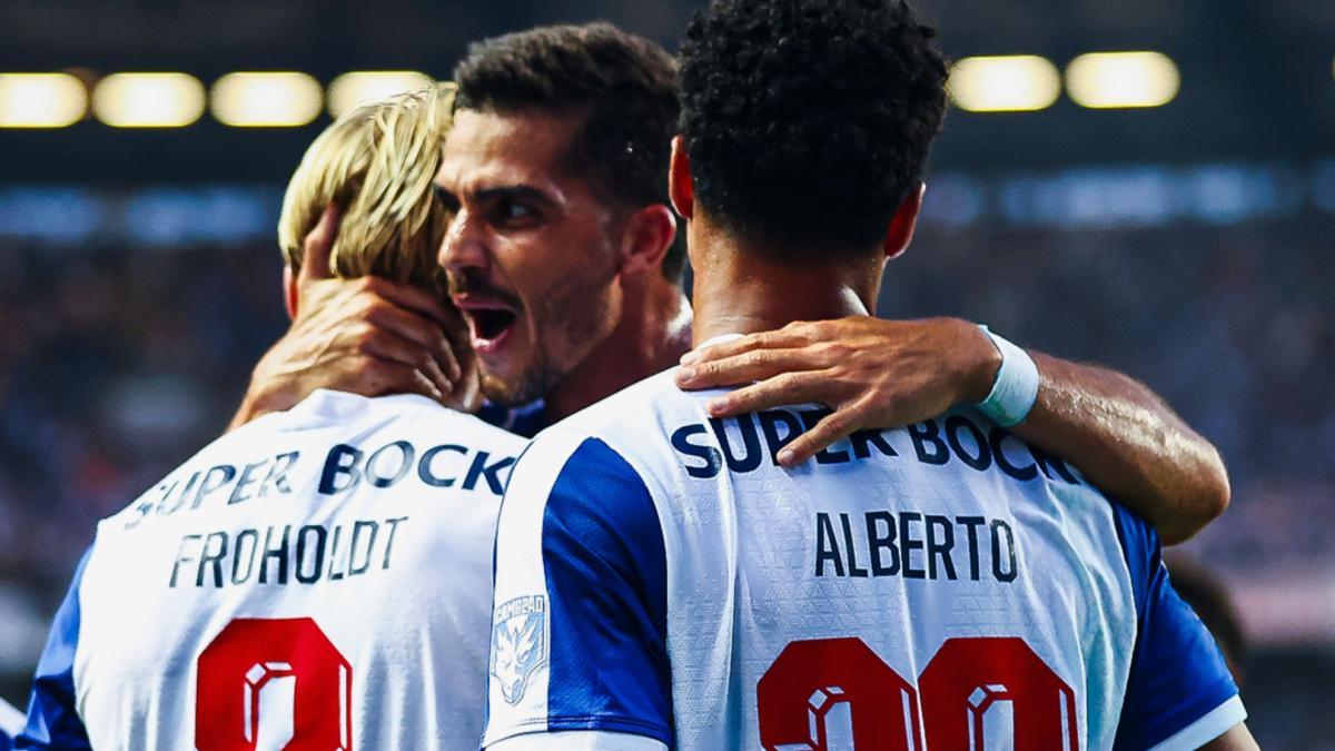 El Oporto de Gabri Veiga y Borja Sainz ganan la 'Supertaça' ante el Torreense
