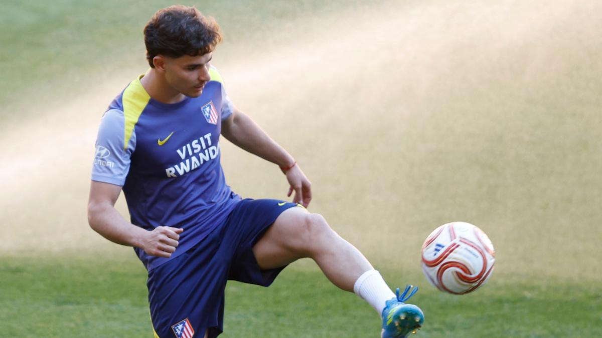 Julián Alvarez ya entrena 'para' el Atlético