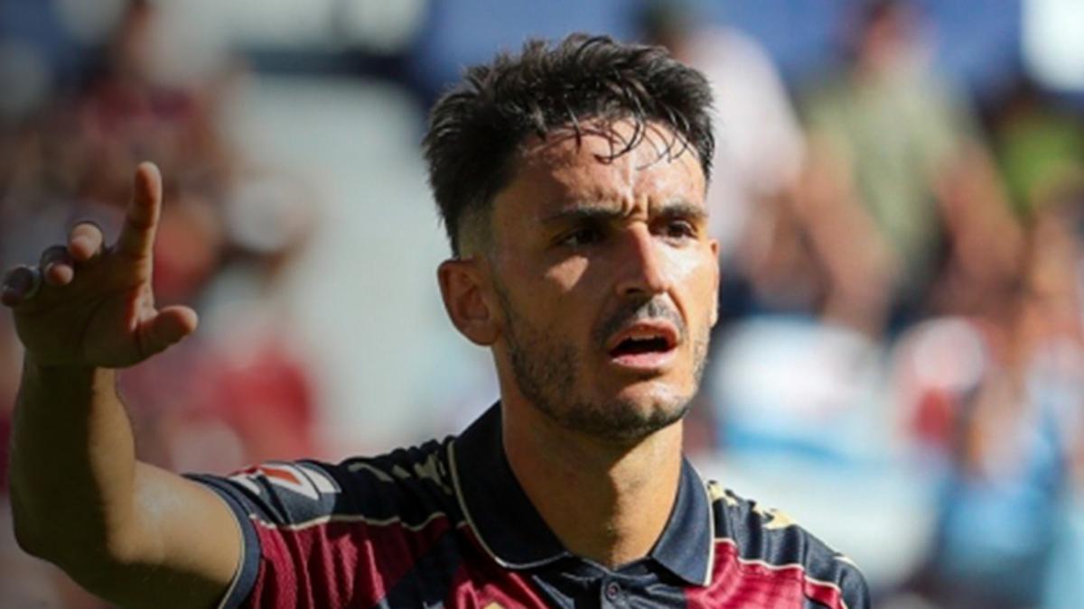 Elgezabal regresa al Eibar para reforzar la zaga