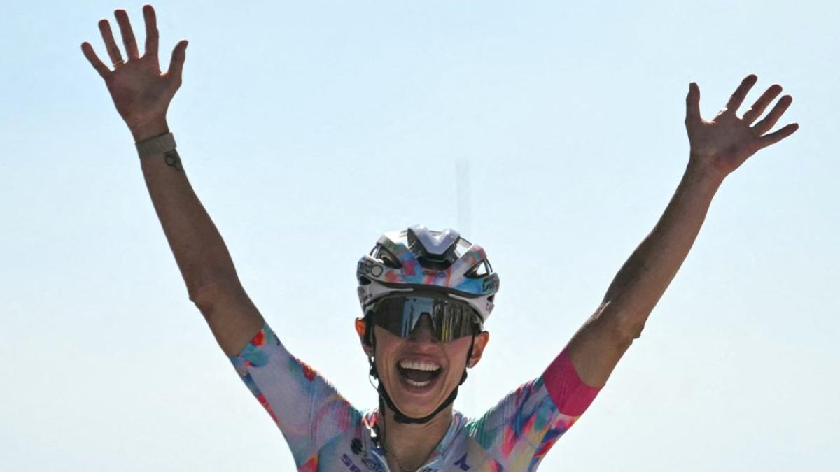 Kasia Niewiadoma se reivindica en el Mont Ventoux y asalta el liderato