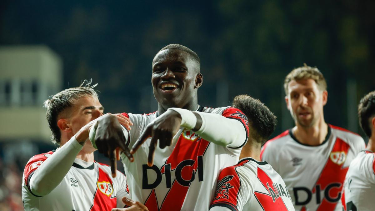 Nobel Mendy se convierte en la venta más cara de la historia del Rayo Vallecano