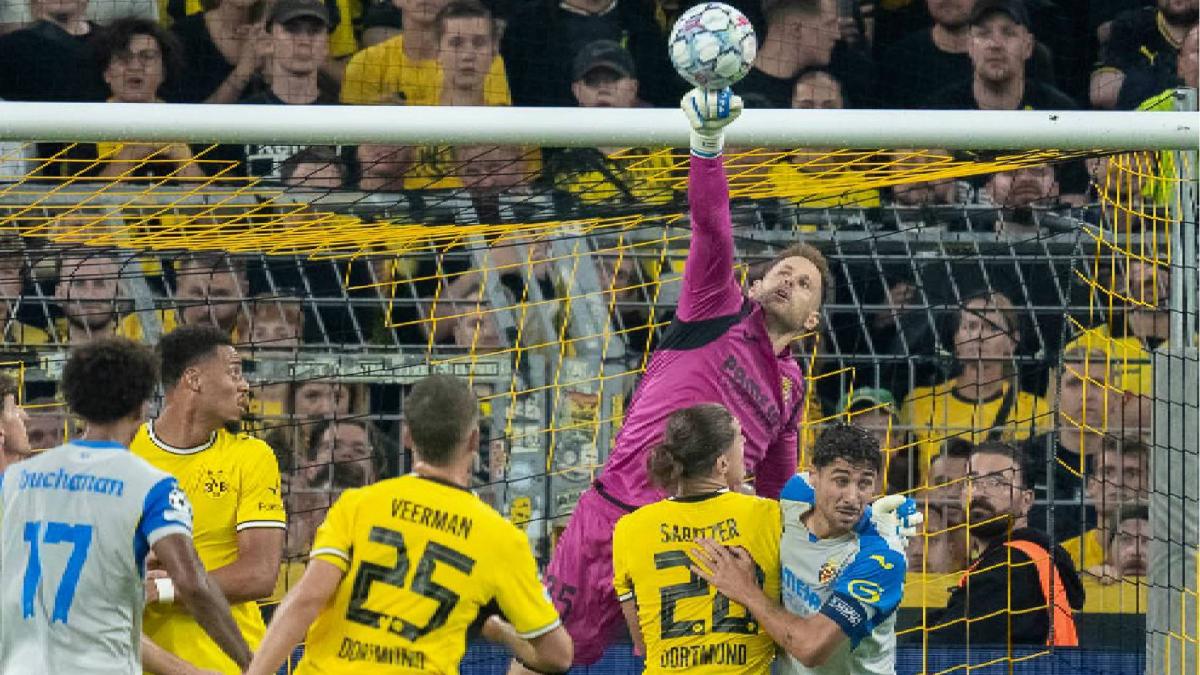 Gulácsi asegura su puesto a pesar de la derrota del Villarreal
