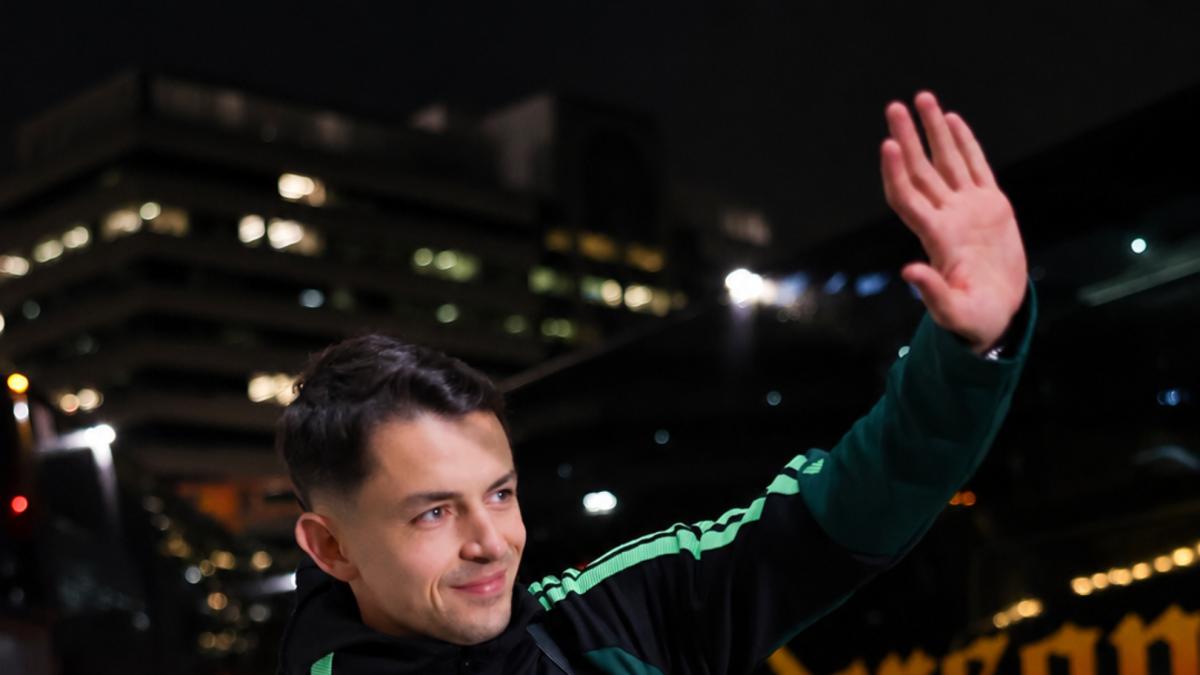 Fidalgo habla de la presión del Betis y su rol en la selección mexicana