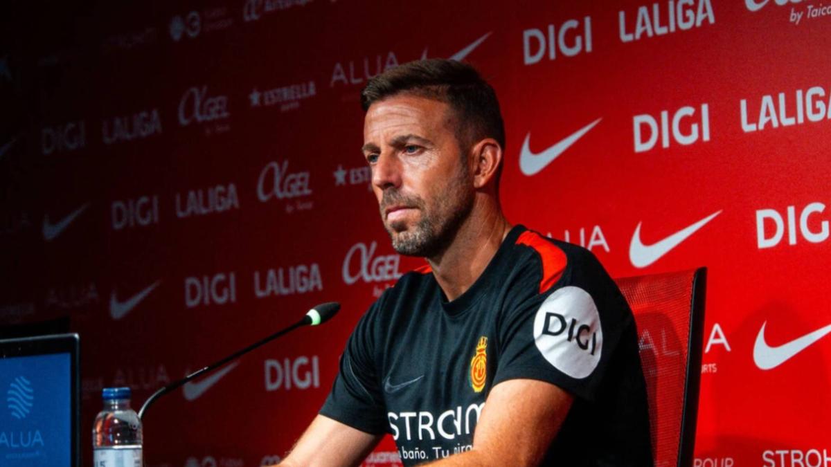 Luis García mantiene abierta la opción de contratar a un reemplazo de Antoniu Roca