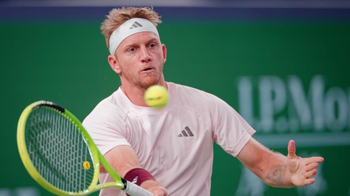 Davidovich supera a Tiafoe y se prepara para la final en Shanghái