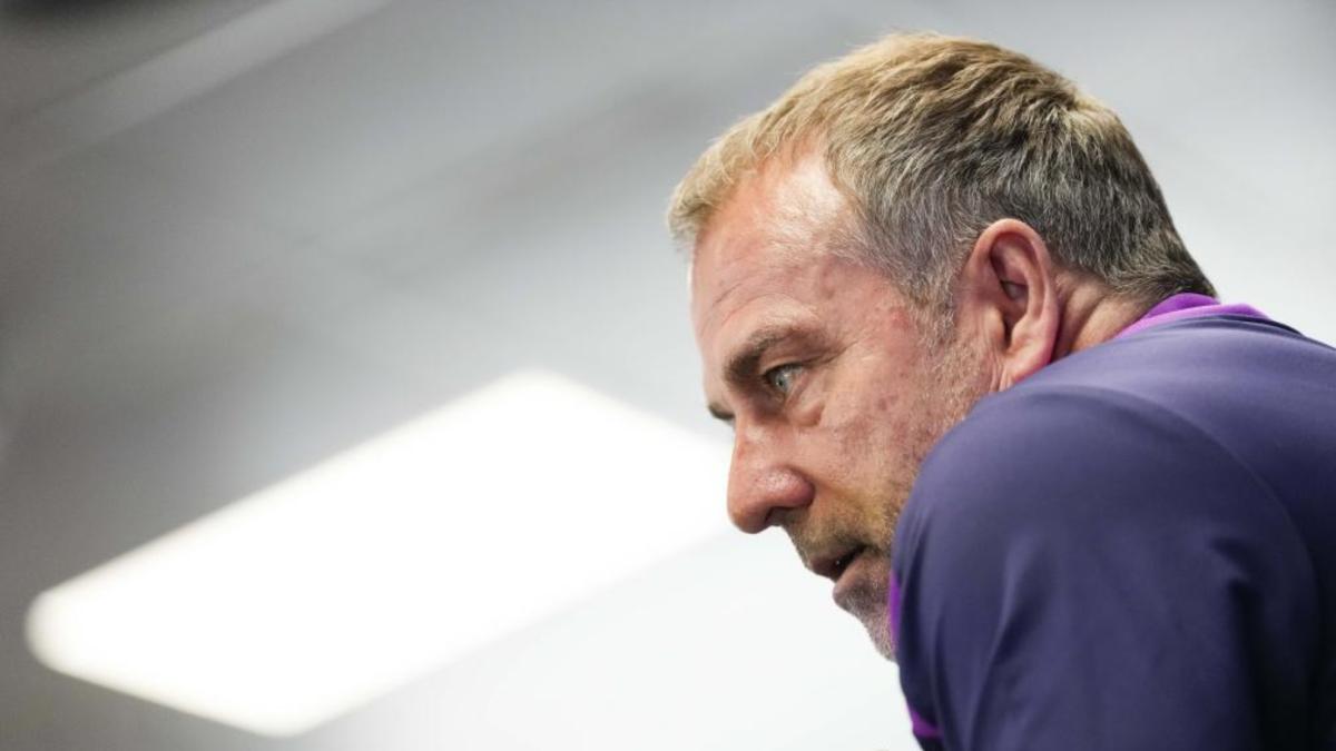 Flick y Cubarsí hablan antes del choque Barcelona‑Galatasaray