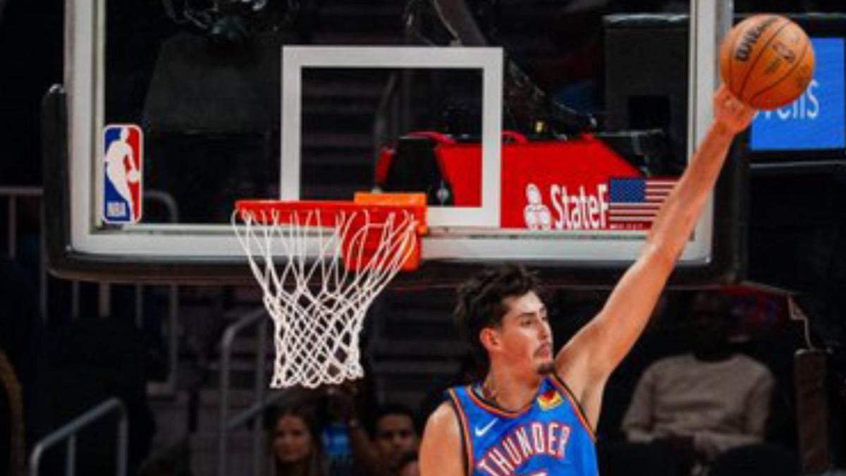  Aday Mara firma su primer doble-doble en la pretemporada NBA y otea el triple-doble: 17+10+6+4 